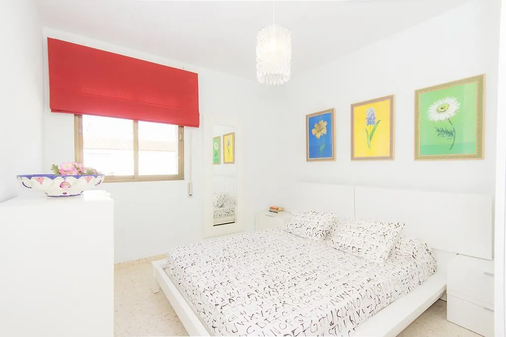 Apartamentos Giralda Chiclana de la Frontera