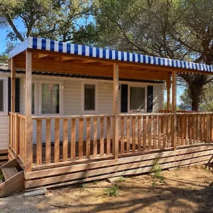 https://albatross-mobile-homes-on-camping-cala-canyelles.topcostabravahotels.com